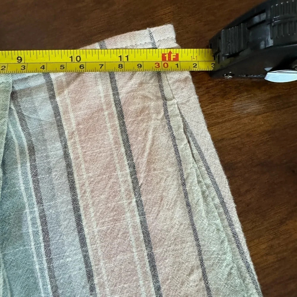 Show Me Your MuMu - Sawyer Shorts Pastel Striped - Size Small - Picture 9 of 10